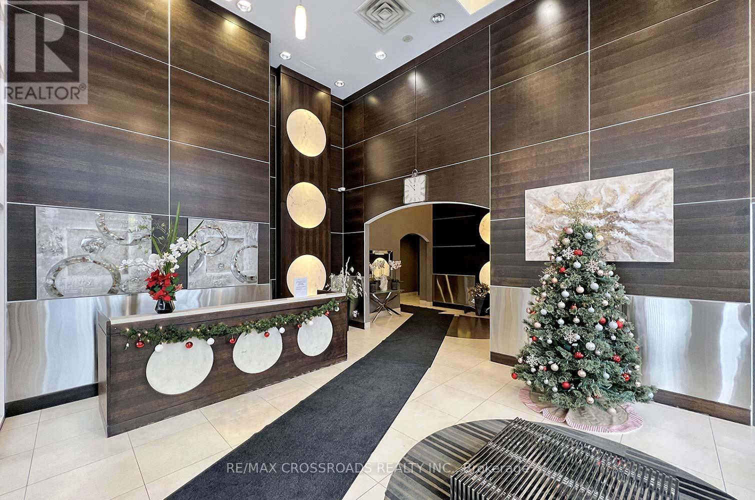 2011 - 190 Borough Drive, Toronto, Ontario  M1P 0B6 - Photo 4 - E12388953