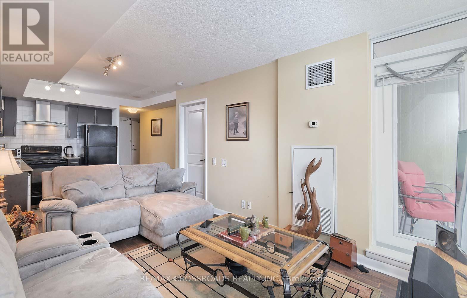 2011 - 190 Borough Drive, Toronto, Ontario  M1P 0B6 - Photo 7 - E12388953