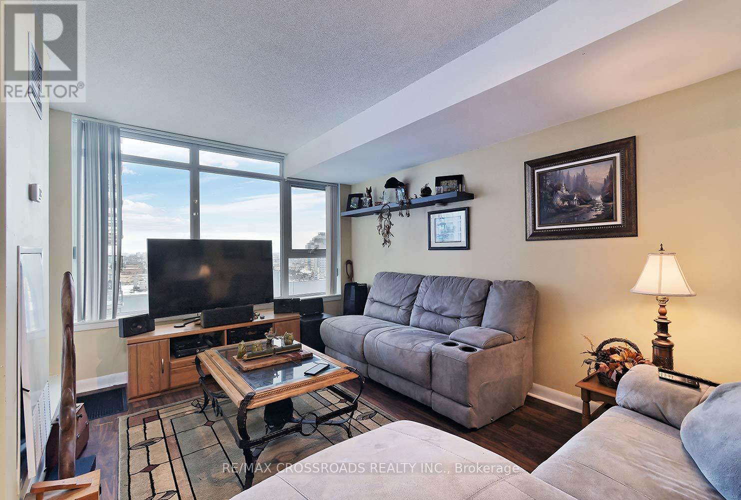 2011 - 190 Borough Drive, Toronto, Ontario  M1P 0B6 - Photo 8 - E12388953