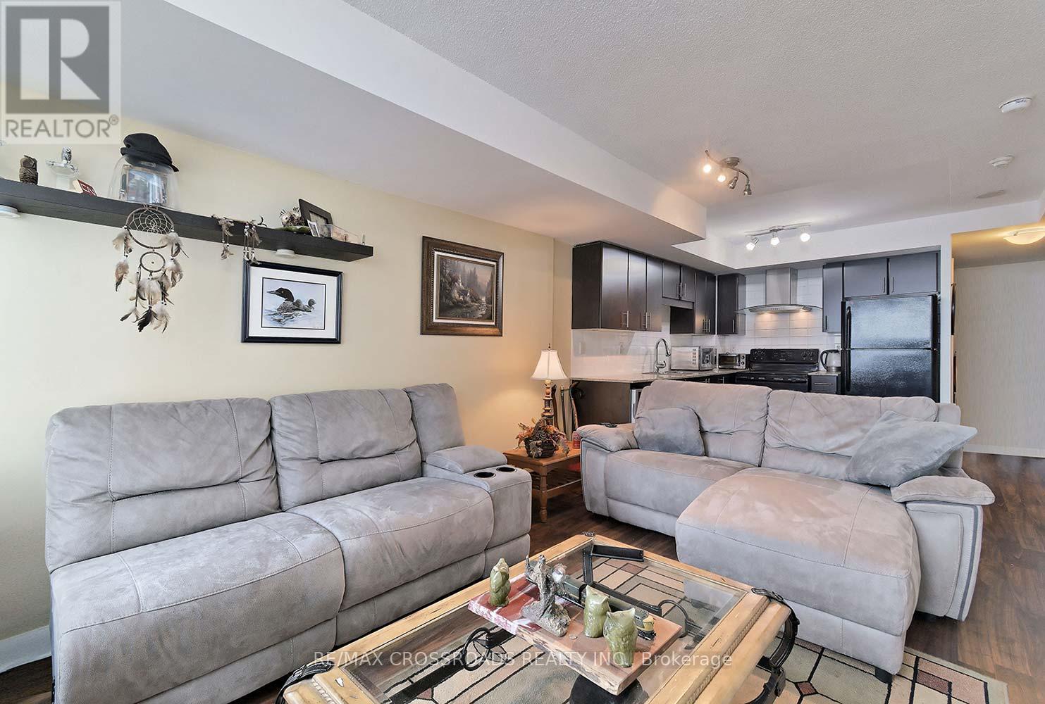 2011 - 190 Borough Drive, Toronto, Ontario  M1P 0B6 - Photo 9 - E12388953