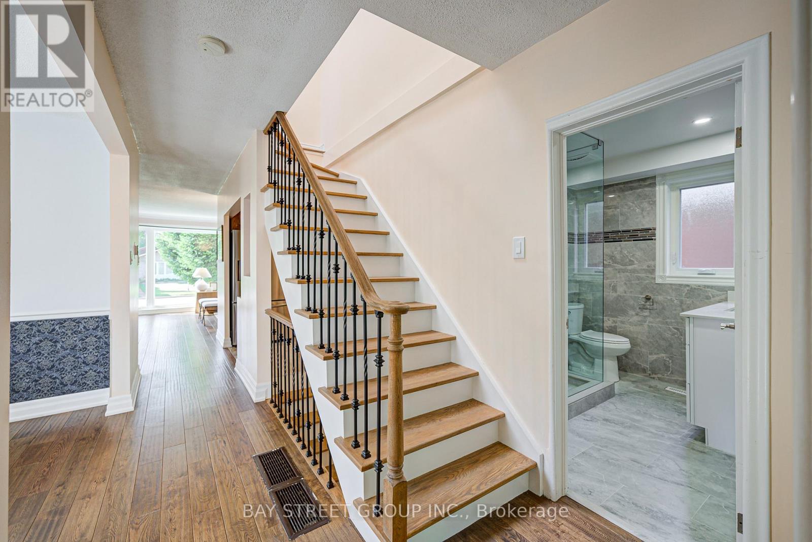 8 Shediac Road, Toronto, Ontario  M1K 4Z7 - Photo 14 - E12388994