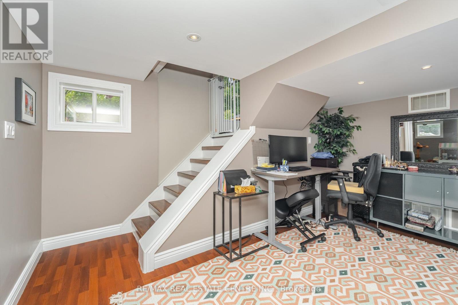 584 Trudale Court, Oakville, Ontario  L6L 4H1 - Photo 29 - W12381307