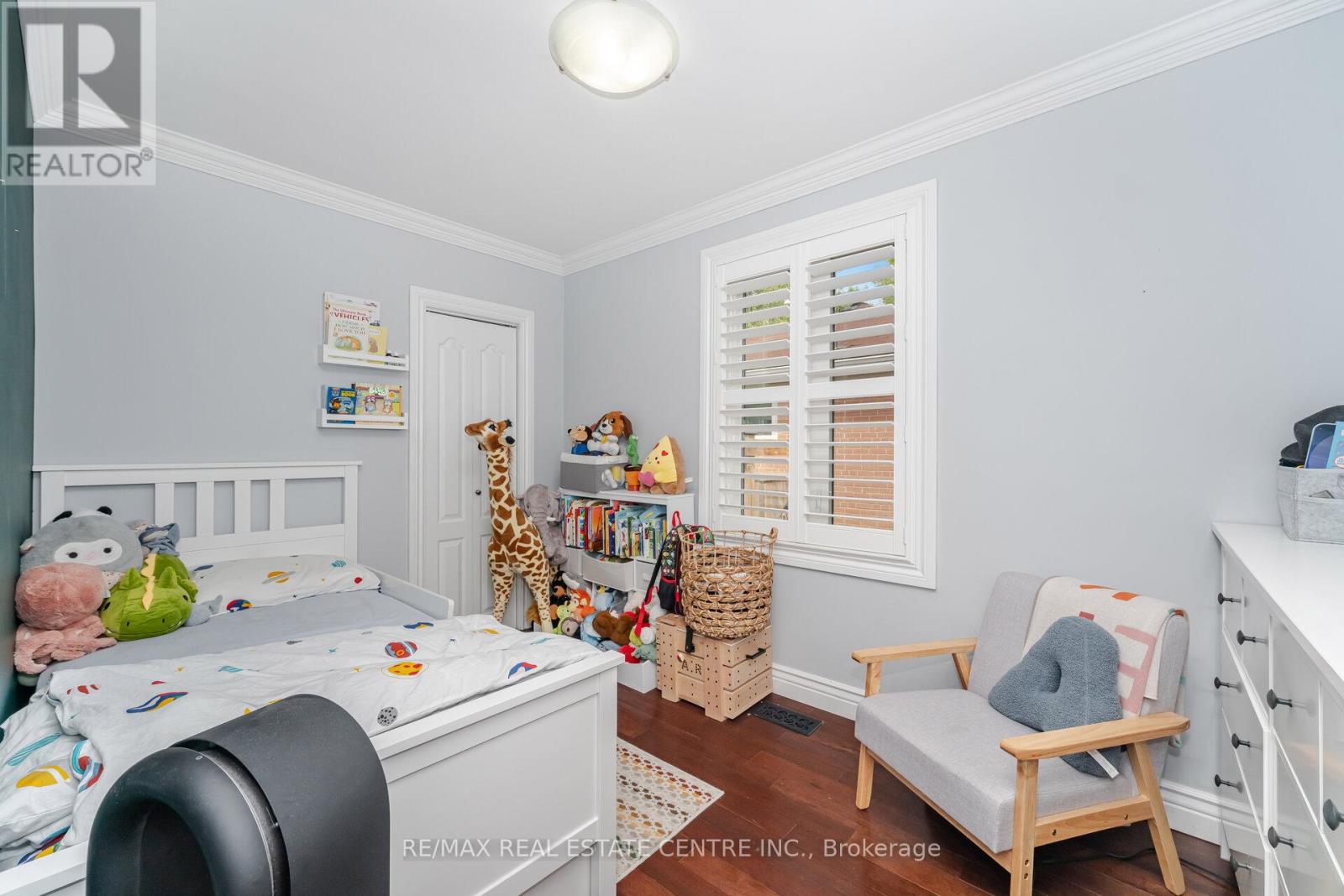 584 Trudale Court, Oakville, Ontario  L6L 4H1 - Photo 23 - W12381307