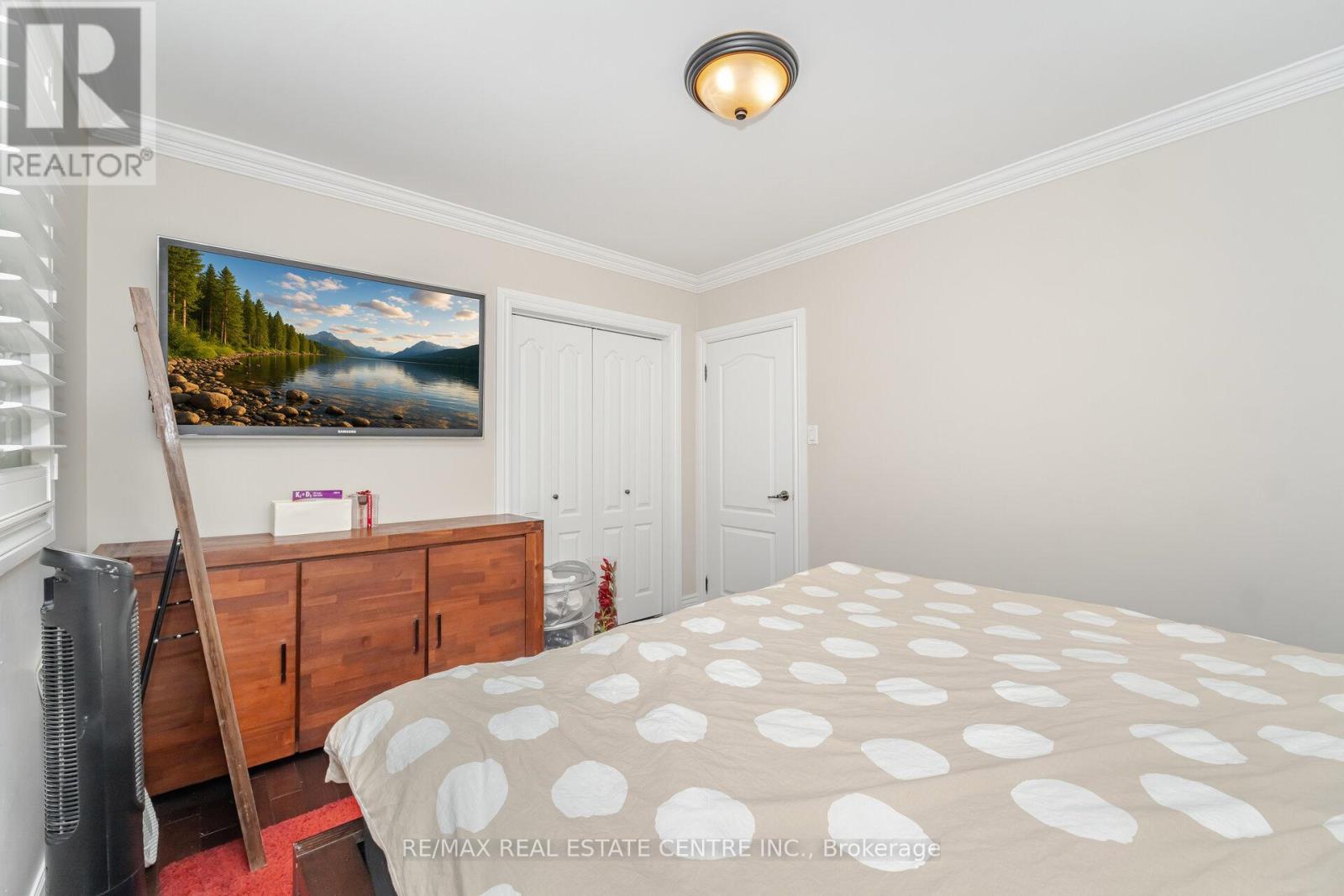 584 Trudale Court, Oakville, Ontario  L6L 4H1 - Photo 22 - W12381307