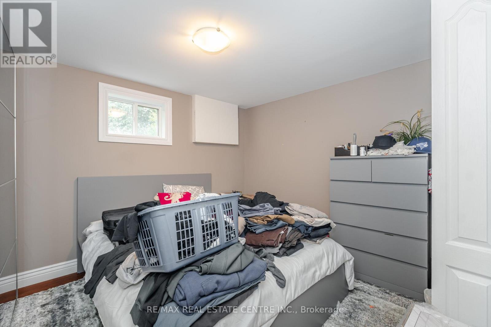 584 Trudale Court, Oakville, Ontario  L6L 4H1 - Photo 37 - W12381307