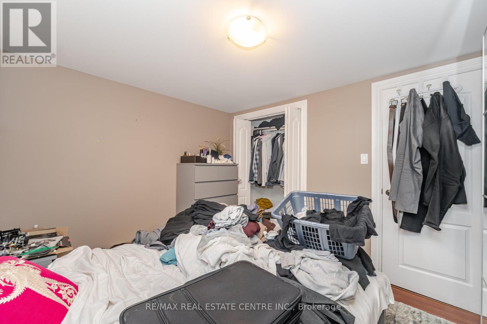 584 Trudale Court, Oakville, Ontario  L6L 4H1 - Photo 38 - W12381307