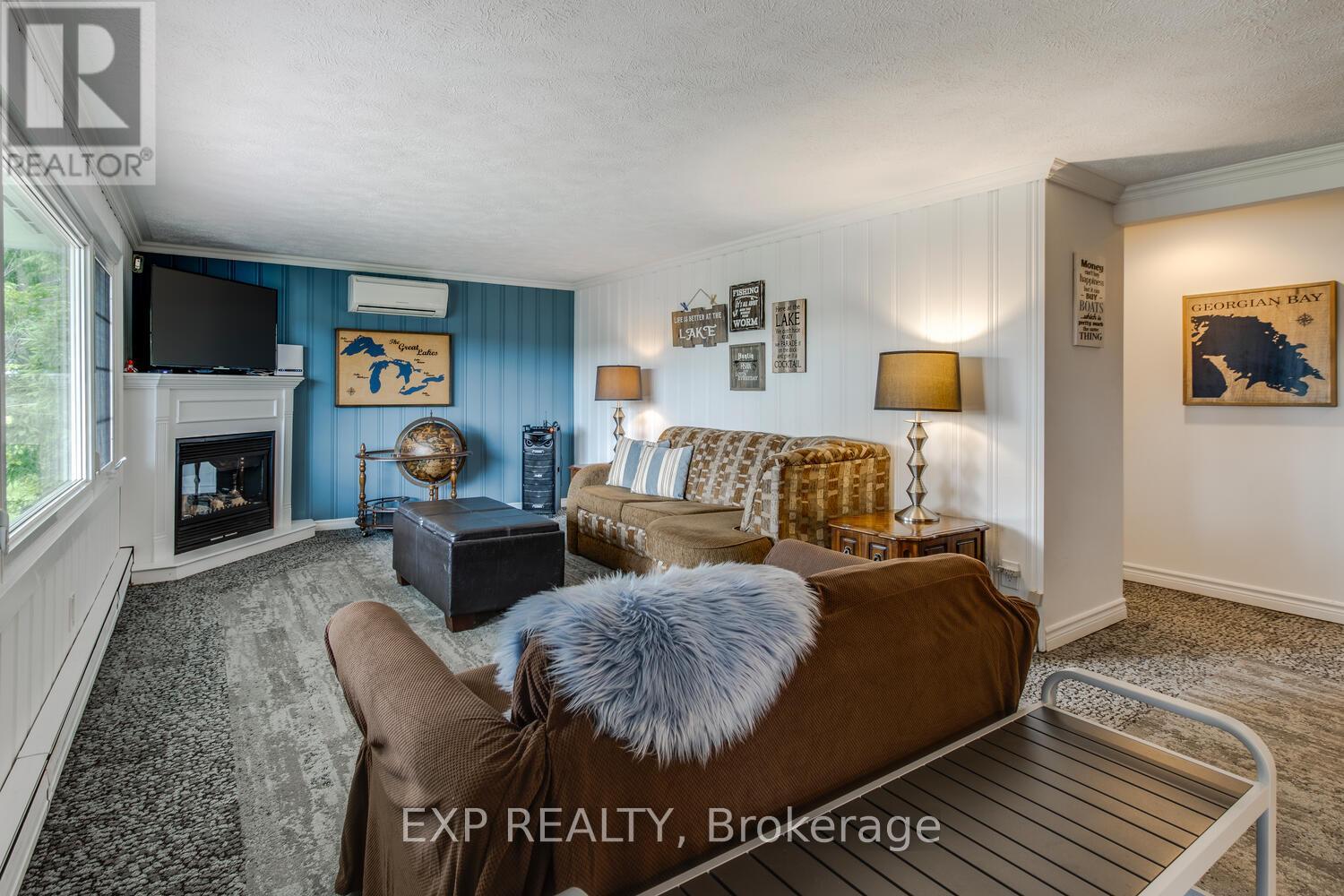 304 Champlain Road, Penetanguishene, Ontario  L9M 1S4 - Photo 15 - S12388968
