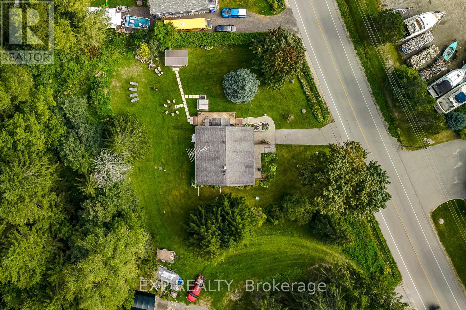 304 Champlain Road, Penetanguishene, Ontario  L9M 1S4 - Photo 46 - S12388968