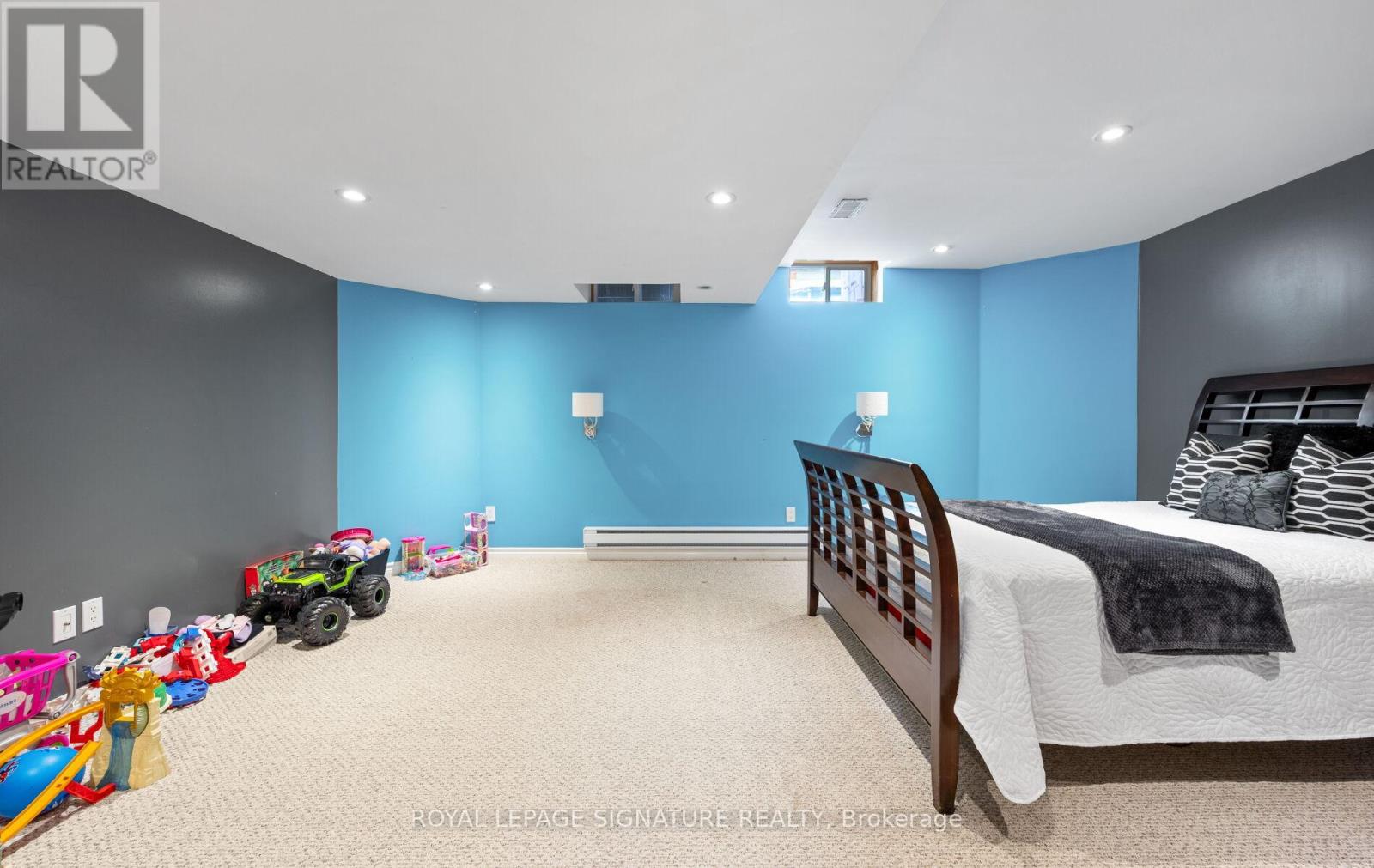 53 National Crescent, Brampton, Ontario  L7A 1J2 - Photo 27 - W12388964