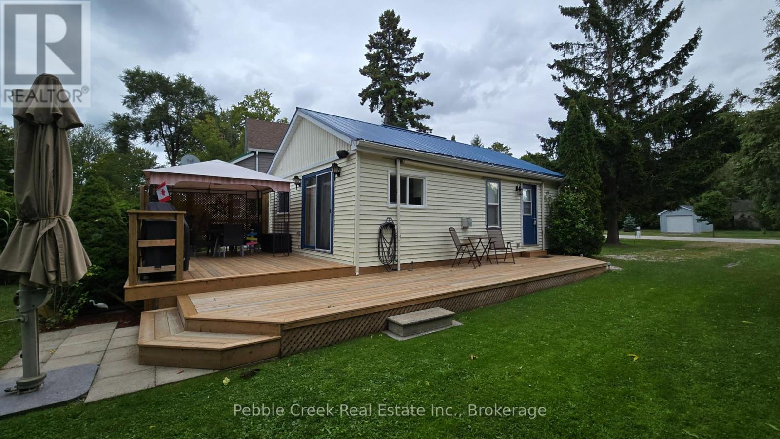 6 Park Road, Goderich, Ontario  N7A 3X8 - Photo 27 - X12377355