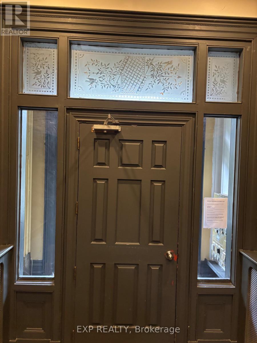 3 - 123 Macnab Street S, Hamilton, Ontario  L8P 3C2 - Photo 13 - X12388979