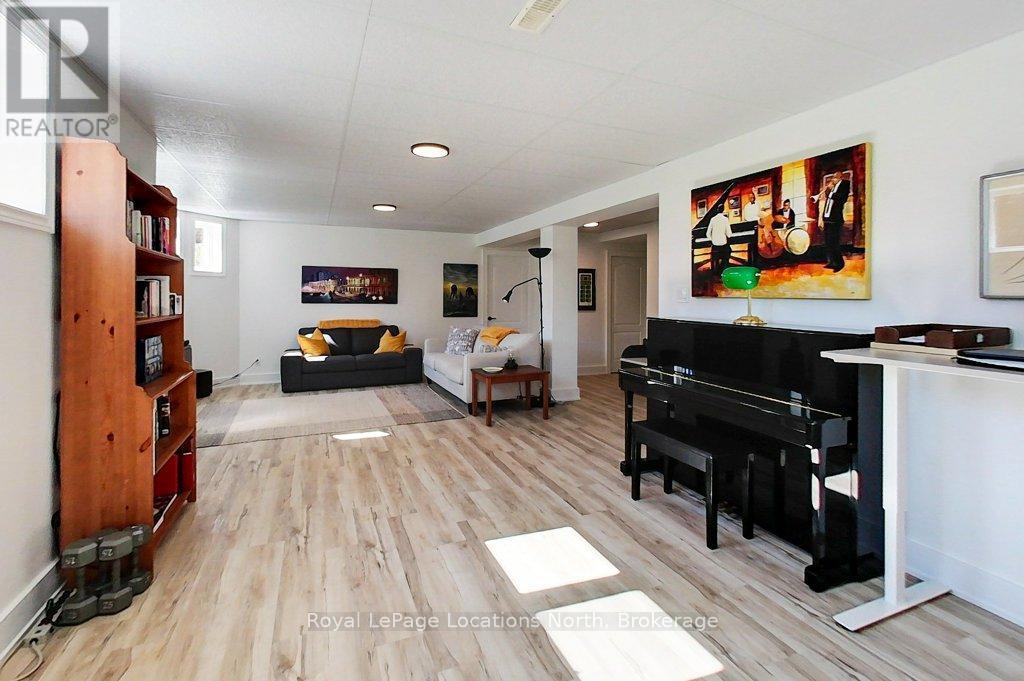 27 Newport Boulevard, Collingwood, Ontario  L9Y 4Y8 - Photo 24 - S12389265