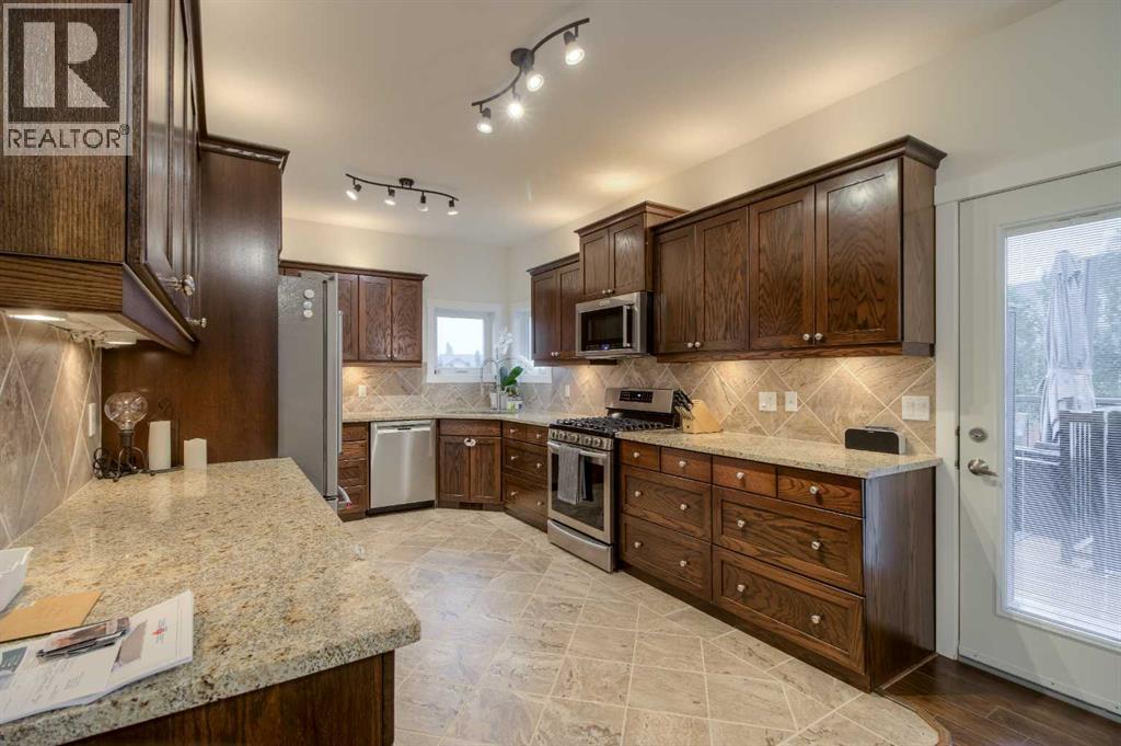 2202 Cedar Crescent, Coaldale, Alberta  T1M 0B6 - Photo 12 - A2253160