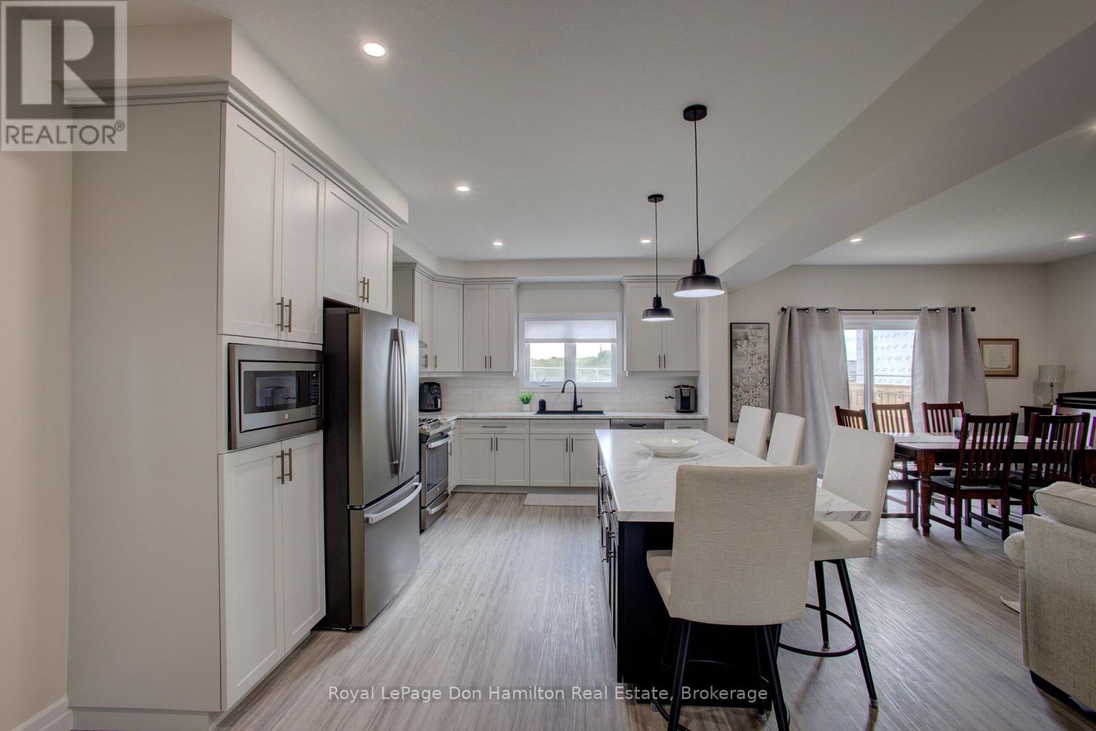 654 Wray Avenue S, North Perth, Ontario  N4W 3K9 - Photo 16 - X12387237