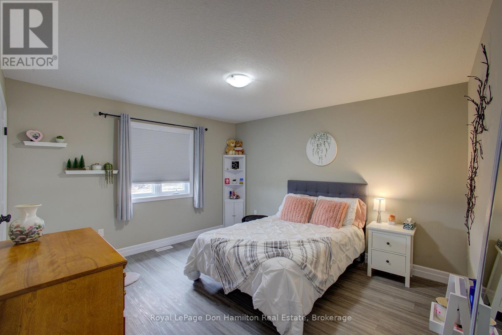 654 Wray Avenue S, North Perth, Ontario  N4W 3K9 - Photo 27 - X12387237