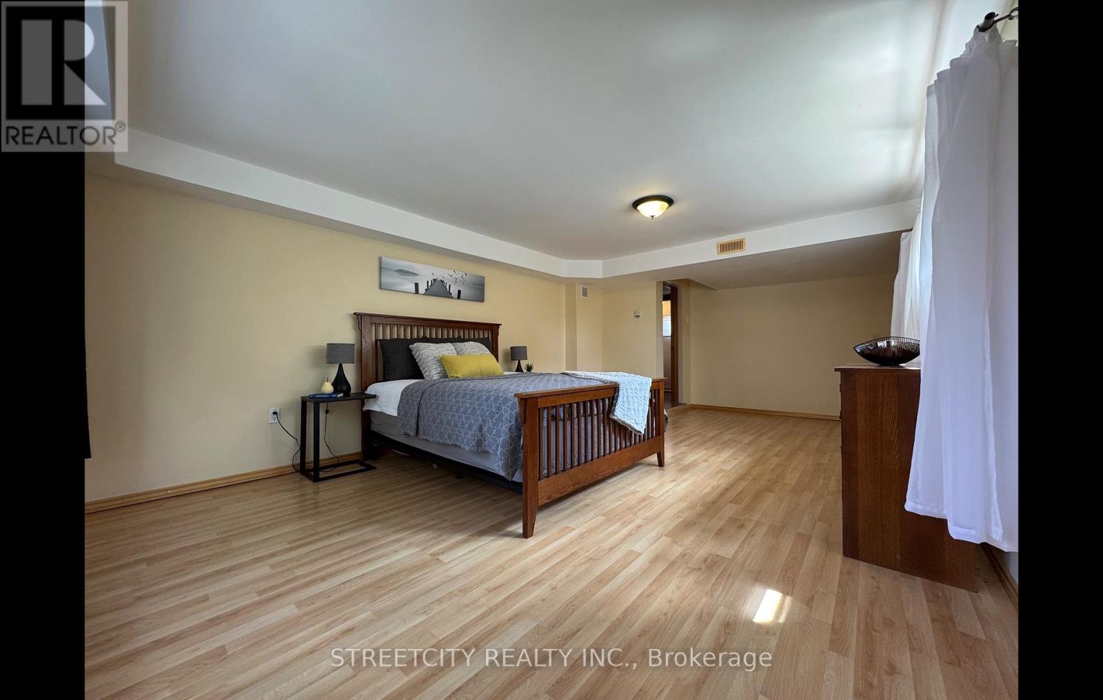 924 Valetta Street, London North, Ontario  N6H 2Z6 - Photo 17 - X12389201
