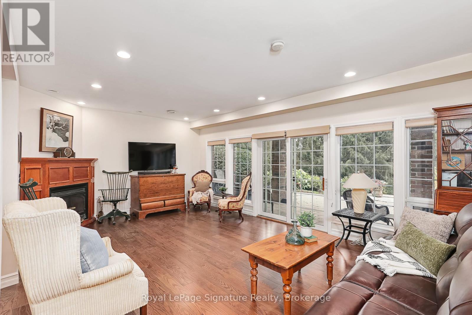 180 Russell Street E, Blue Mountains, Ontario  N0H 1J0 - Photo 24 - X12389195