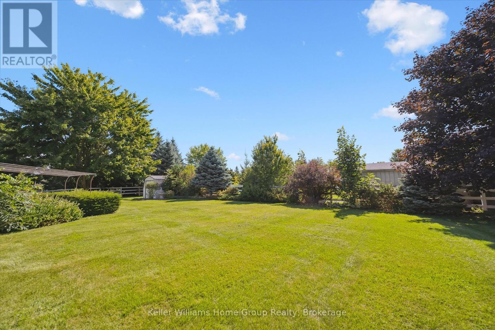 27 Peel Street E, Mapleton, Ontario  N0B 1A0 - Photo 38 - X12389272