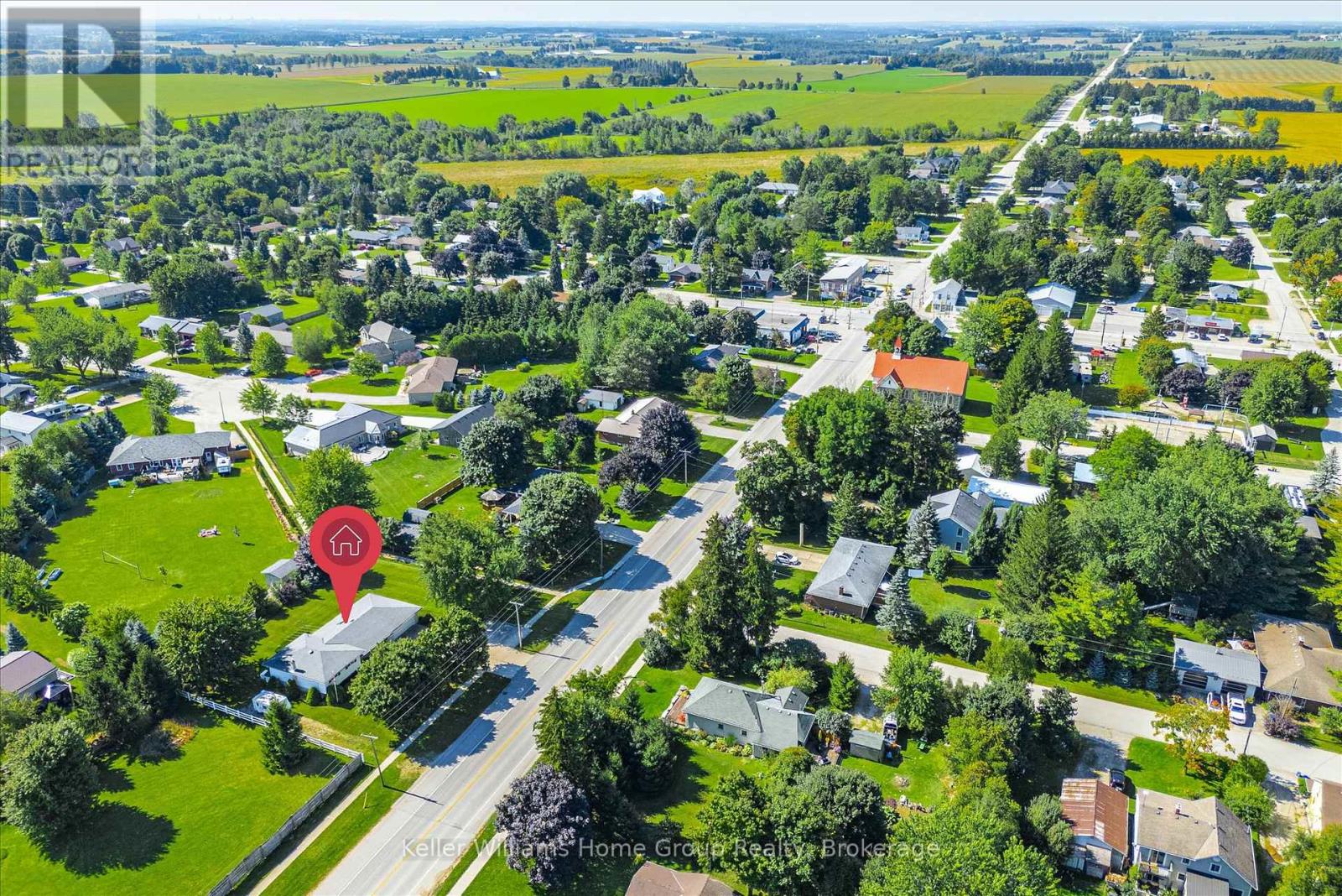 27 Peel Street E, Mapleton, Ontario  N0B 1A0 - Photo 40 - X12389272