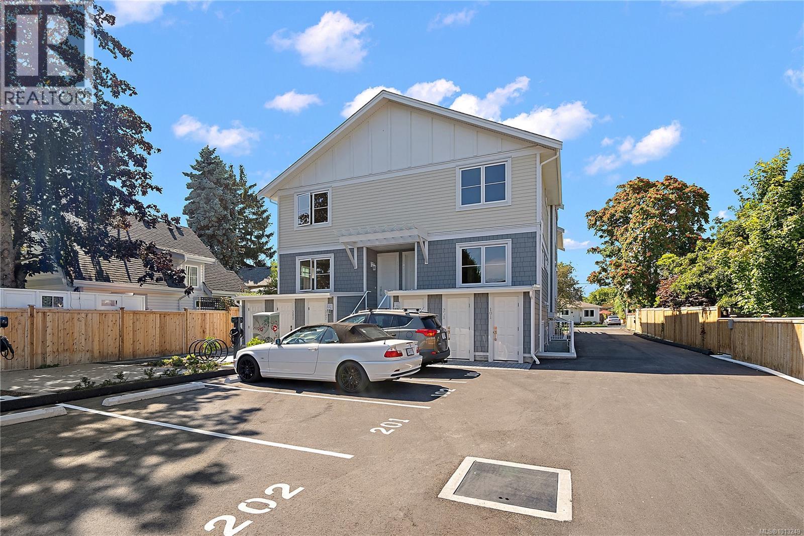 302 483 South Joffre St, Esquimalt, British Columbia  V9A 6C7 - Photo 24 - 1013249