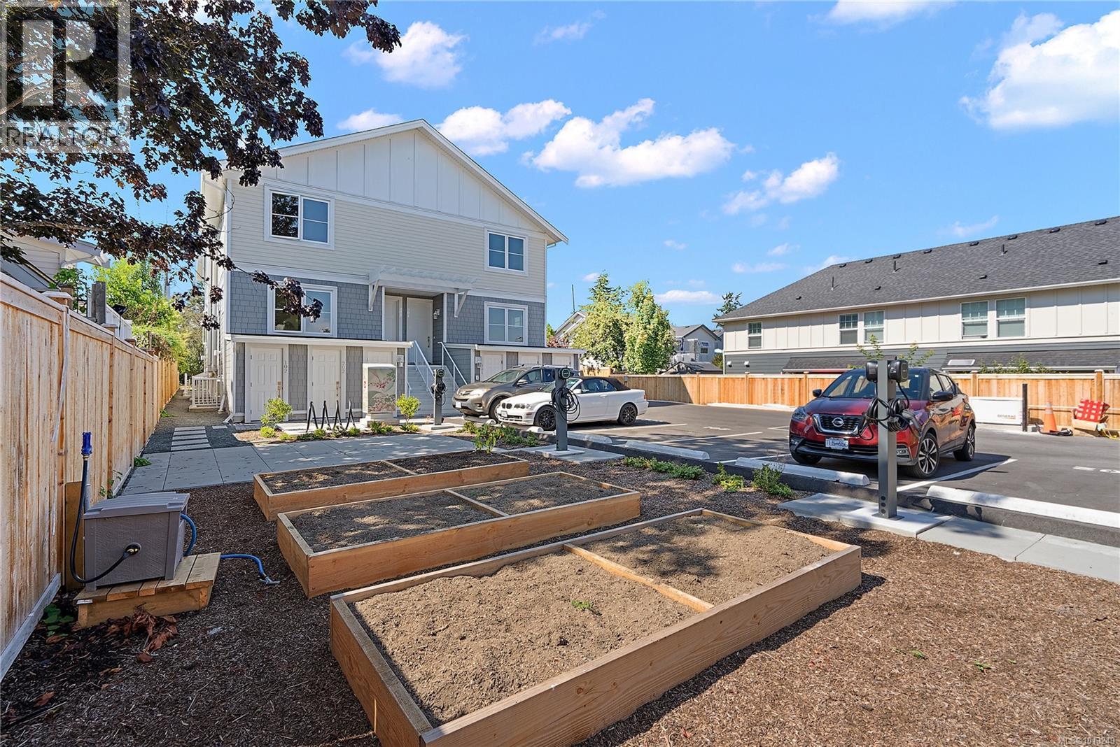 302 483 South Joffre St, Esquimalt, British Columbia  V9A 6C7 - Photo 30 - 1013249