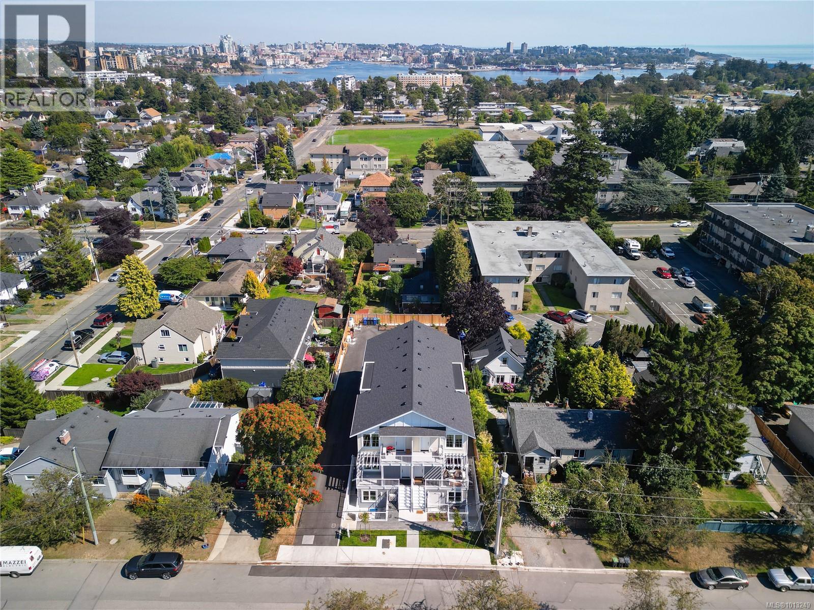 302 483 South Joffre St, Esquimalt, British Columbia  V9A 6C7 - Photo 39 - 1013249