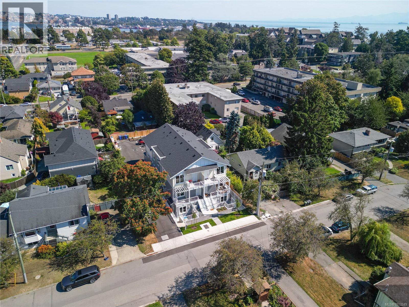 302 483 South Joffre St, Esquimalt, British Columbia  V9A 6C7 - Photo 40 - 1013249