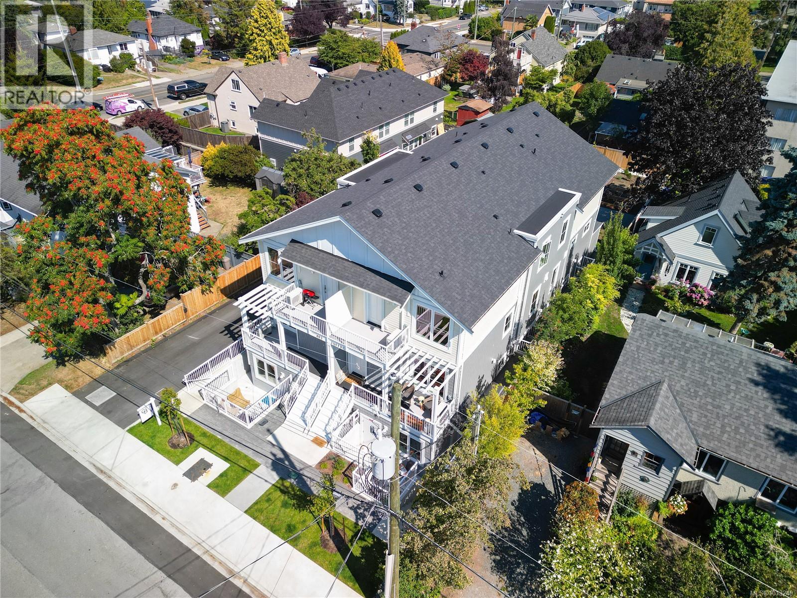 302 483 South Joffre St, Esquimalt, British Columbia  V9A 6C7 - Photo 42 - 1013249