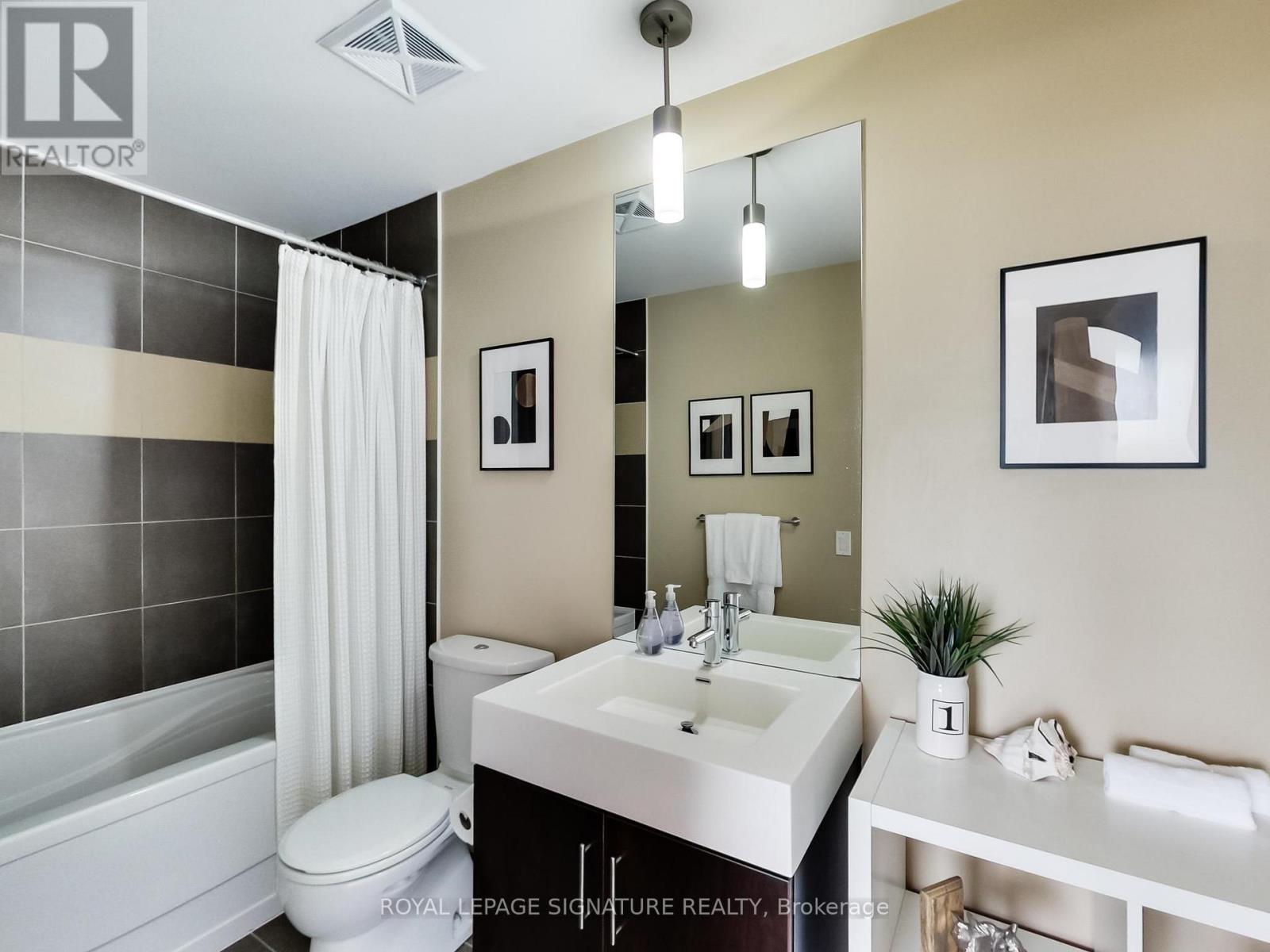 905 - 116 George Street, Toronto, Ontario  M5A 3S2 - Photo 22 - C12389118