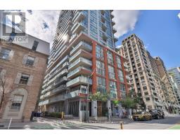 411 - 126 SIMCOE STREET