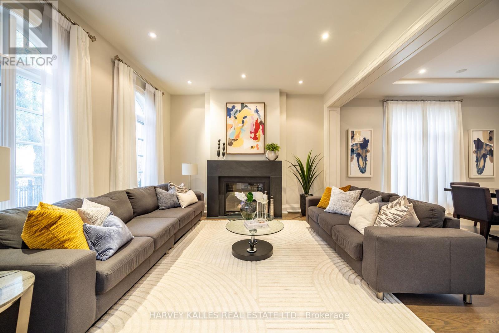 14 Sulgrave Crescent, Toronto, Ontario  M2L 1W6 - Photo 6 - C12389155