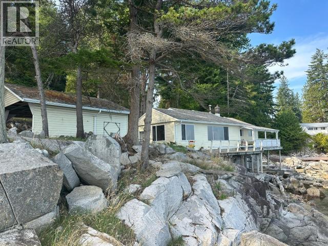 2617 Smelter Ave, Texada Island, British Columbia   - Photo 23 - 19325