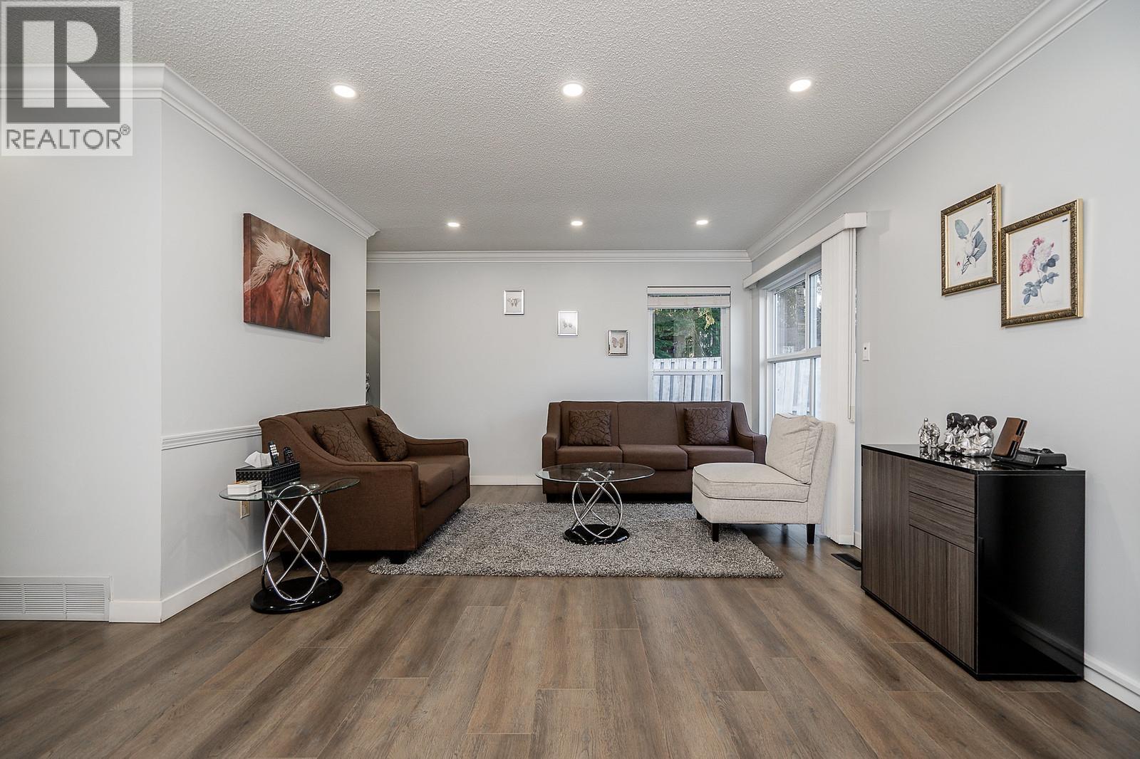 Property at 1648 ST. ALBERT AVENUE image 1