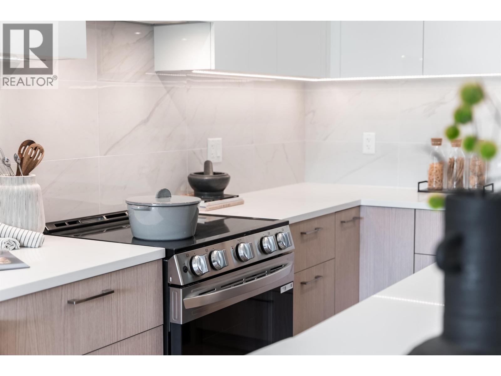 312 150 James Road, Port Moody, British Columbia  V3H 0N7 - Photo 6 - R3044755