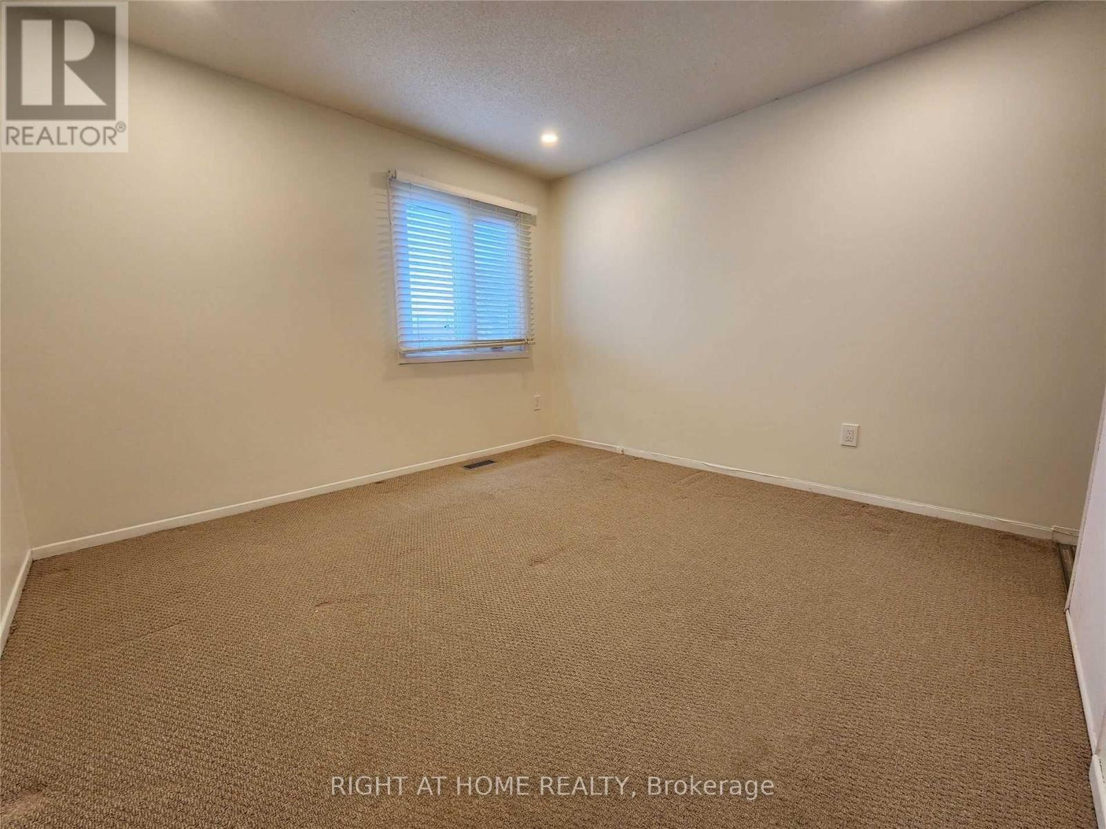 844 Crowells Street, Oshawa, Ontario  L1K 1X3 - Photo 11 - E12389125