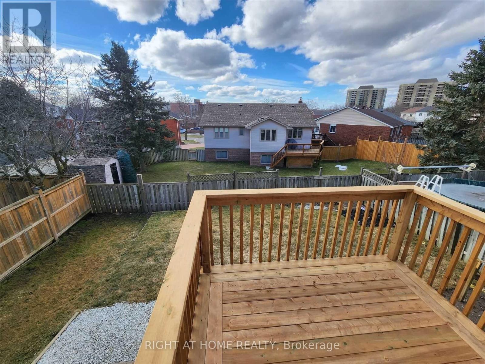 844 Crowells Street, Oshawa, Ontario  L1K 1X3 - Photo 6 - E12389125