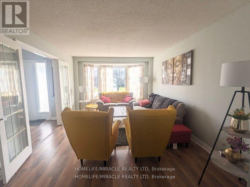 Upper - 442 Rimosa Court, Oshawa, Ontario  L1J 7T6 - Photo 4 - E12389147