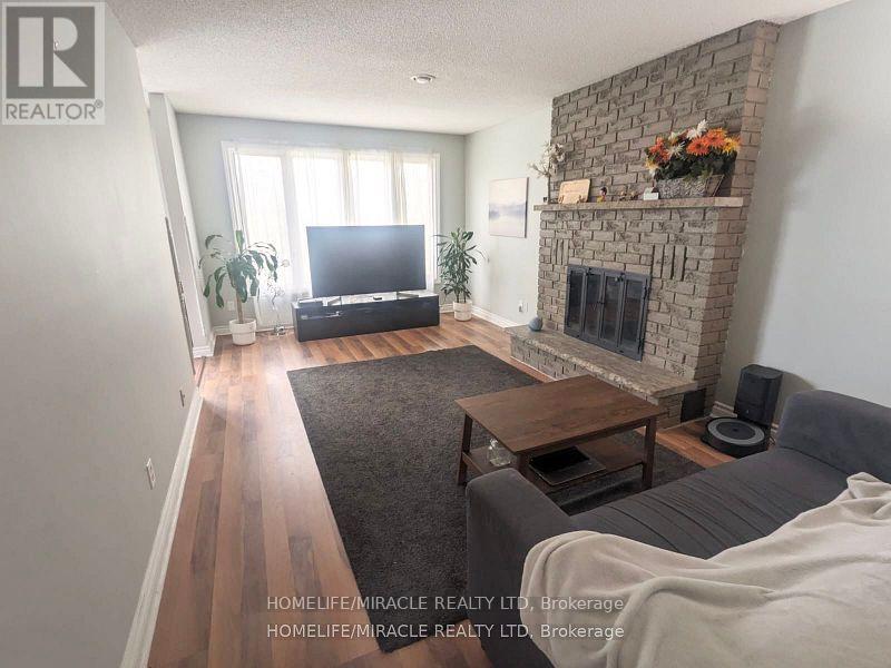 Upper - 442 Rimosa Court, Oshawa, Ontario  L1J 7T6 - Photo 7 - E12389147
