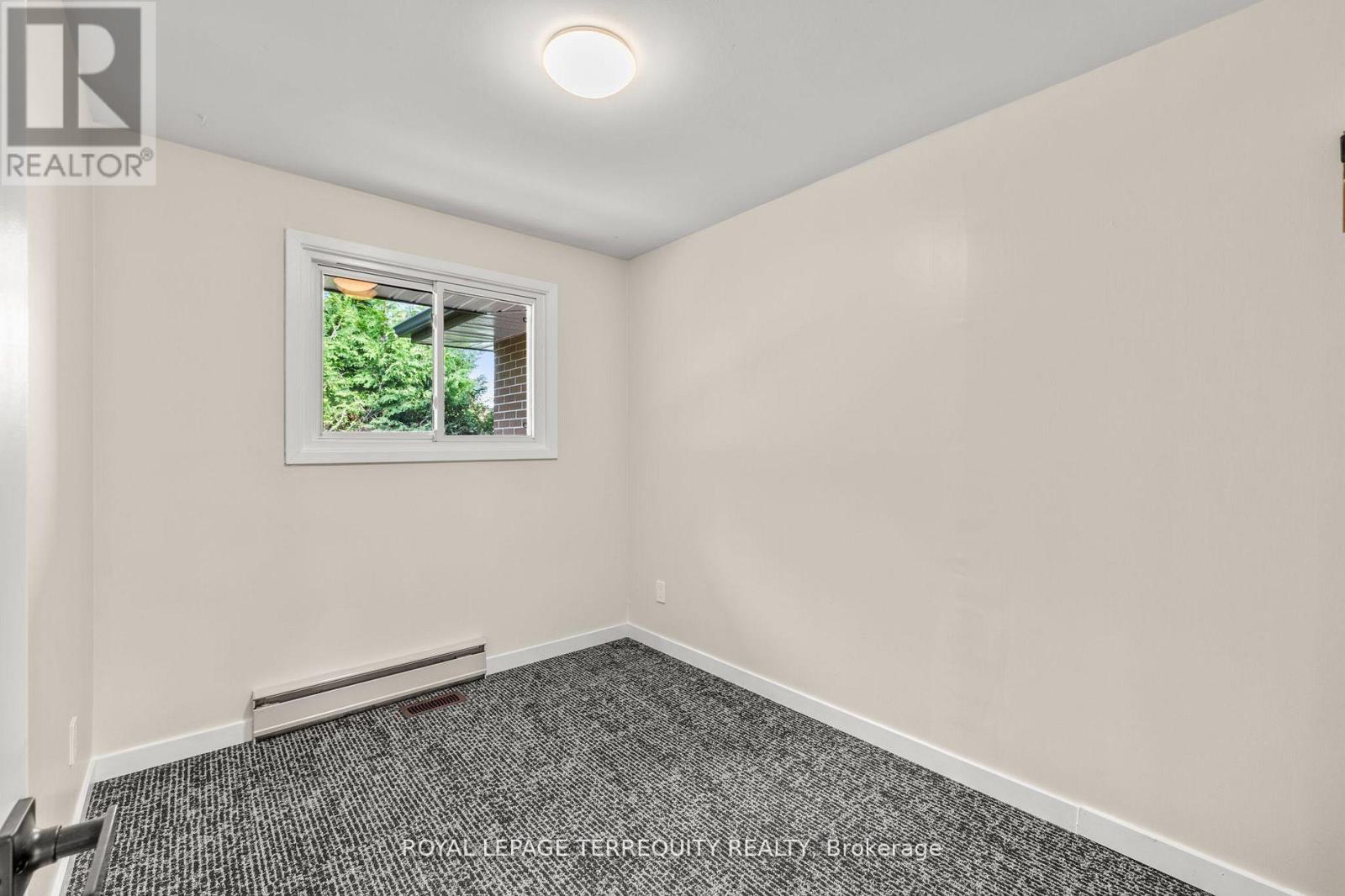 Main Floor - 116 Byng Avenue, Oshawa, Ontario  L1G 3N3 - Photo 17 - E12389172