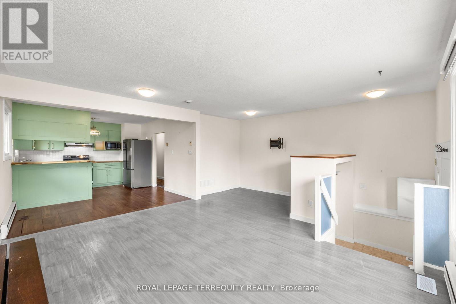 Main Floor - 116 Byng Avenue, Oshawa, Ontario  L1G 3N3 - Photo 6 - E12389172