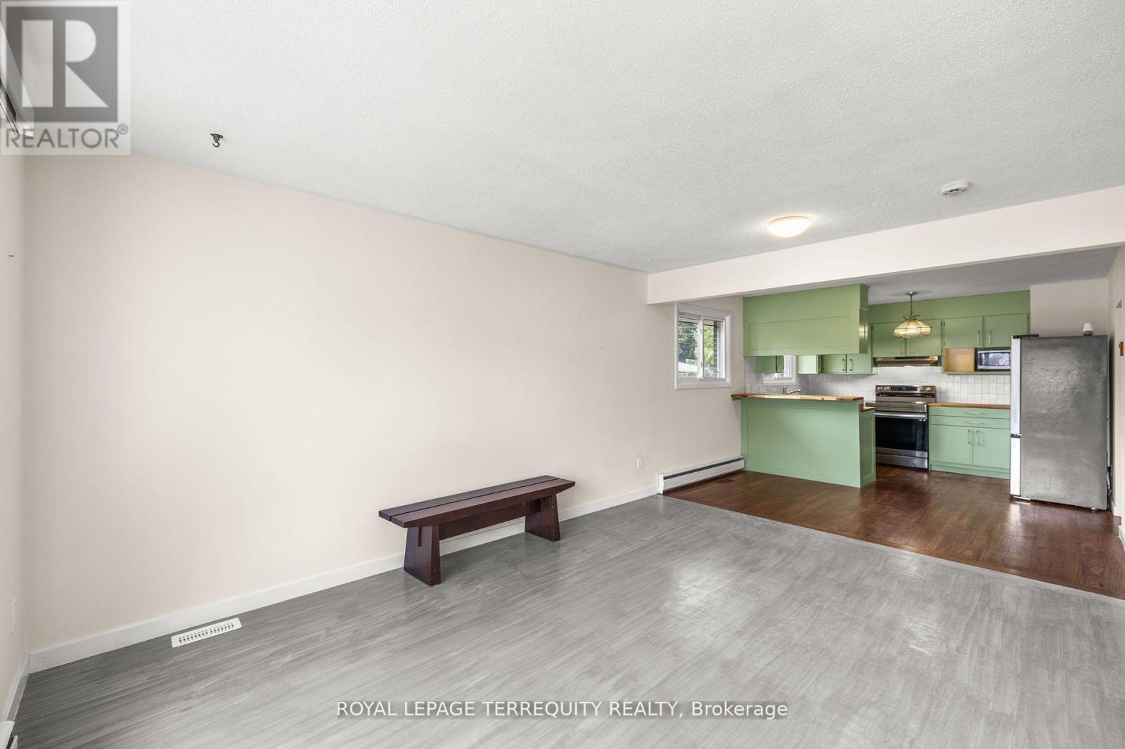 Main Floor - 116 Byng Avenue, Oshawa, Ontario  L1G 3N3 - Photo 8 - E12389172