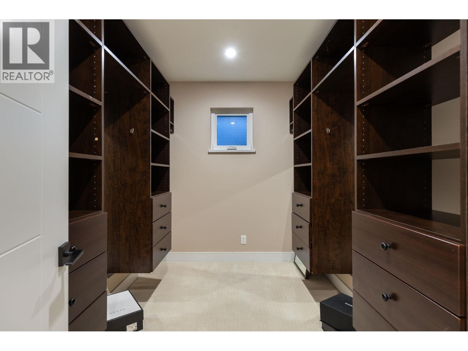 839 W 20th Street, North Vancouver, British Columbia  V7P 2B5 - Photo 22 - R3044743