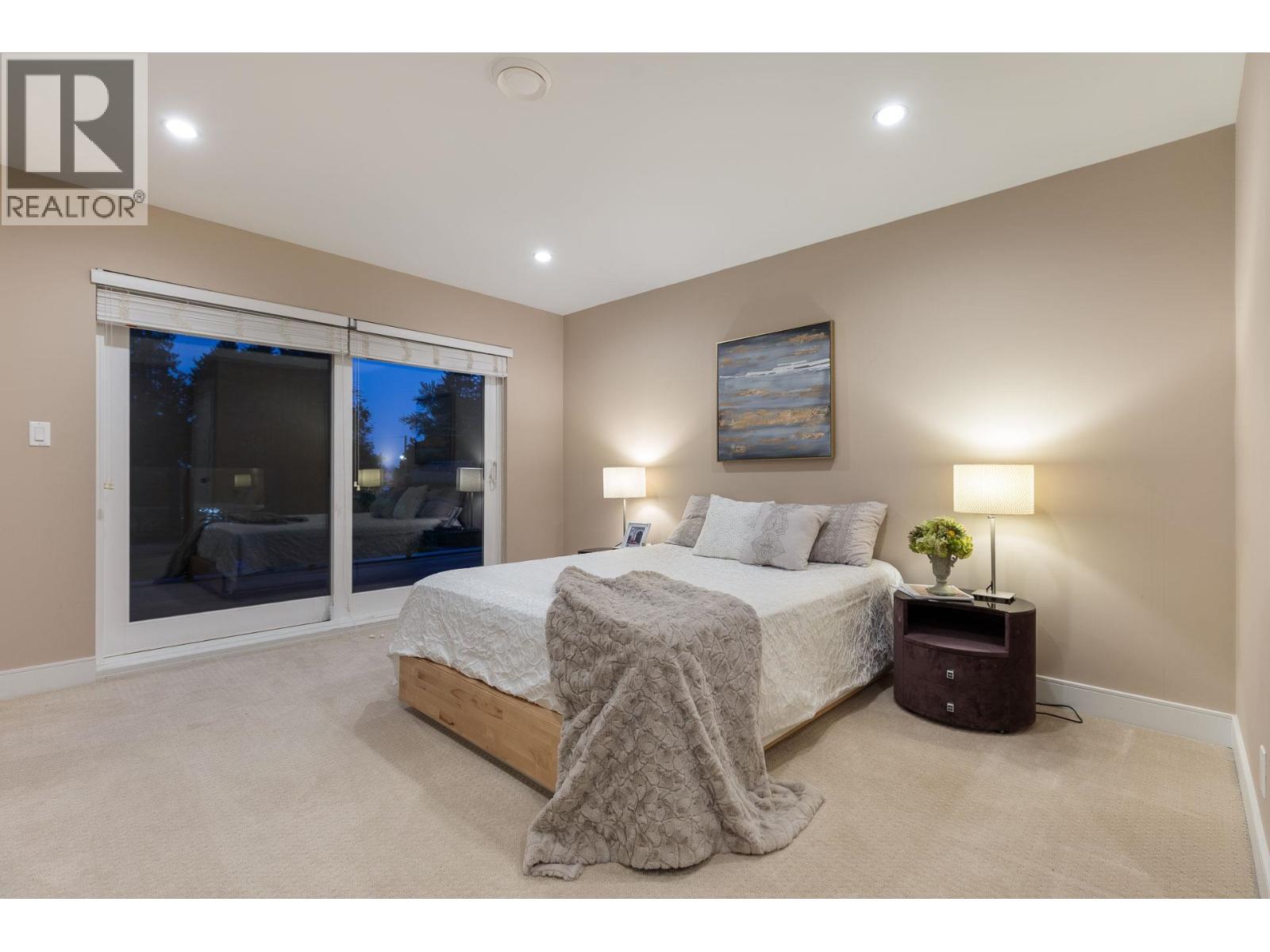 839 W 20th Street, North Vancouver, British Columbia  V7P 2B5 - Photo 24 - R3044743