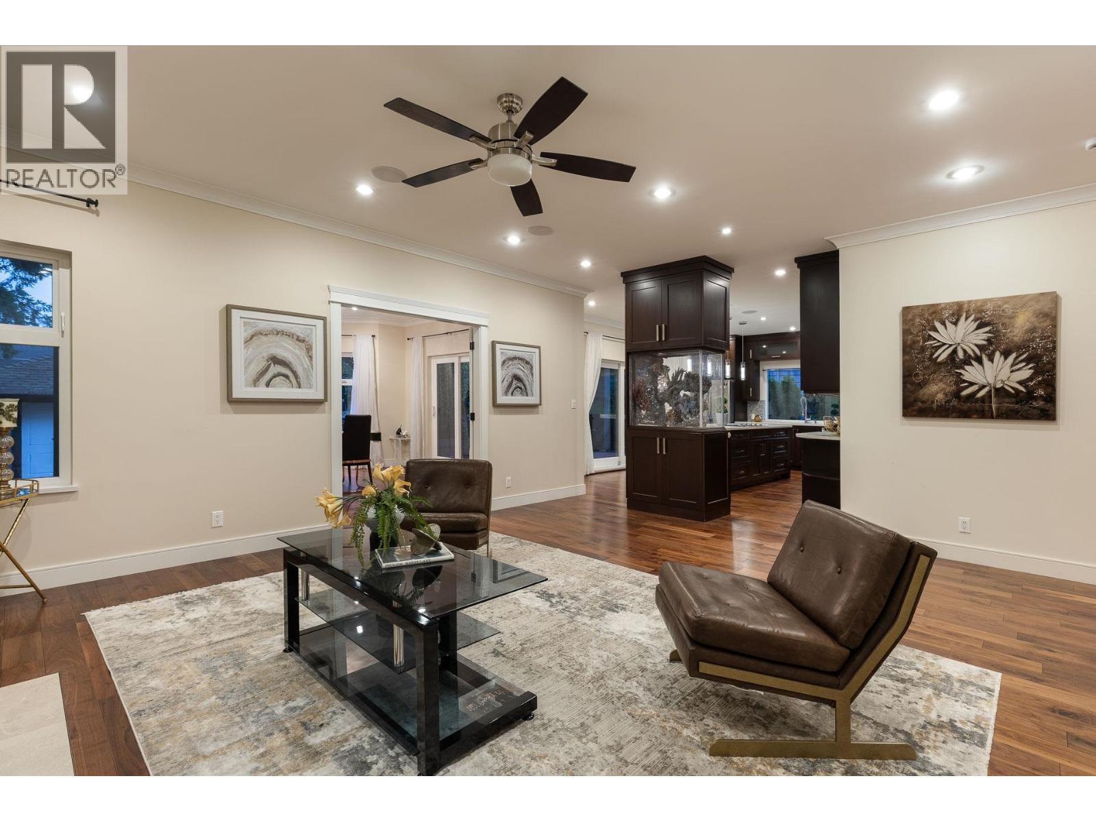 839 W 20th Street, North Vancouver, British Columbia  V7P 2B5 - Photo 7 - R3044743