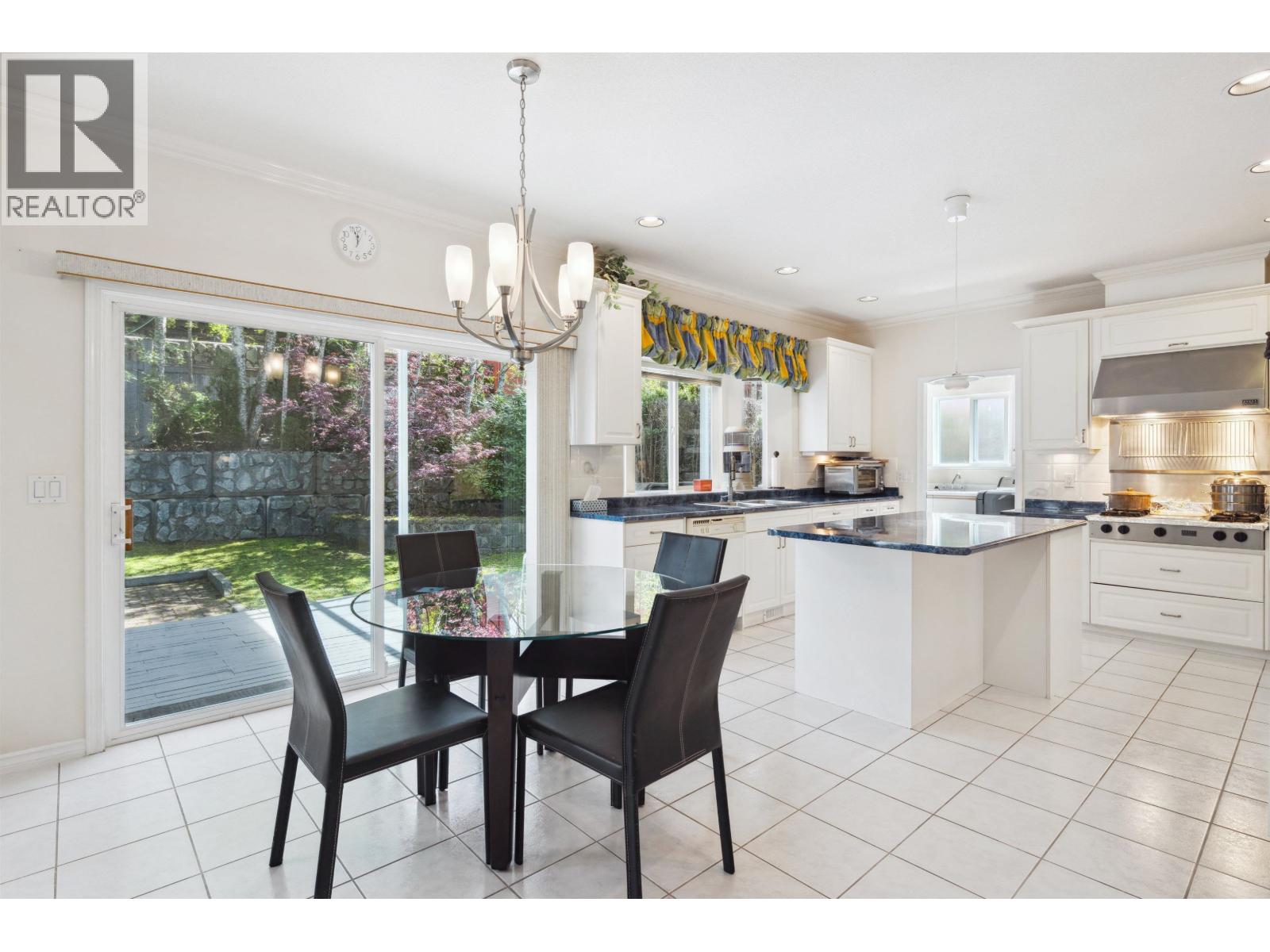 2525 Sapphire Place, Coquitlam, British Columbia  V3E 2Z1 - Photo 14 - R3044773