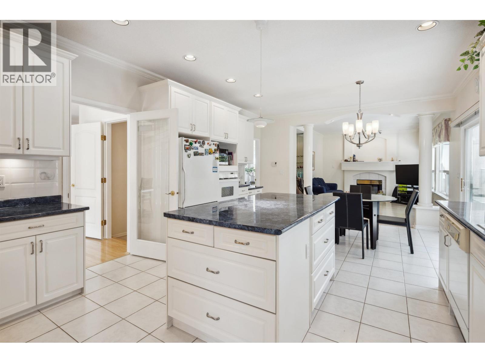 2525 Sapphire Place, Coquitlam, British Columbia  V3E 2Z1 - Photo 16 - R3044773