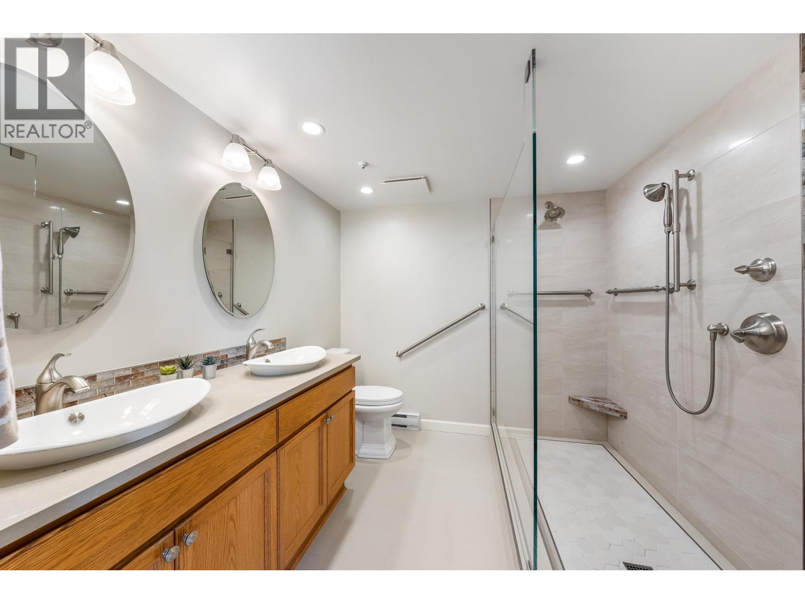 101 70 Richmond Street, New Westminster, British Columbia  V3L 5S8 - Photo 22 - R3044272
