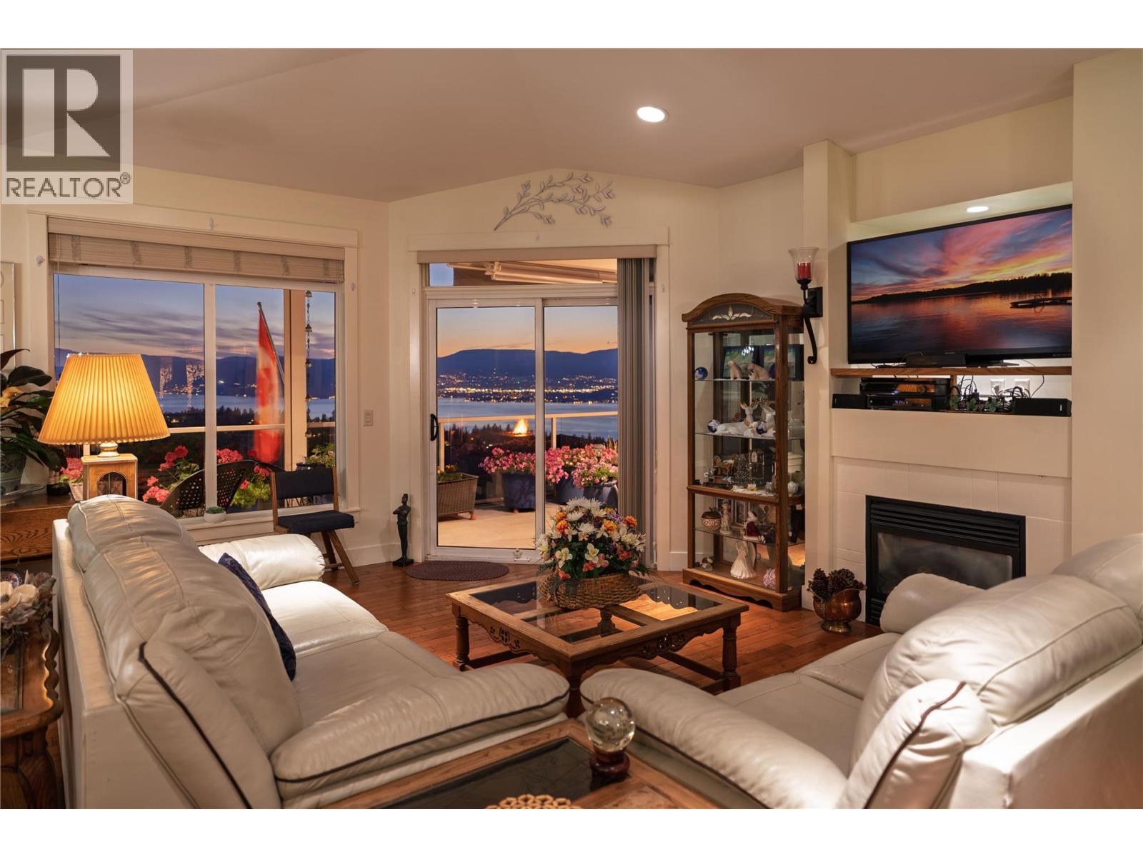 860 Kuipers Crescent, Kelowna, British Columbia  V1W 5B1 - Photo 18 - 10362018