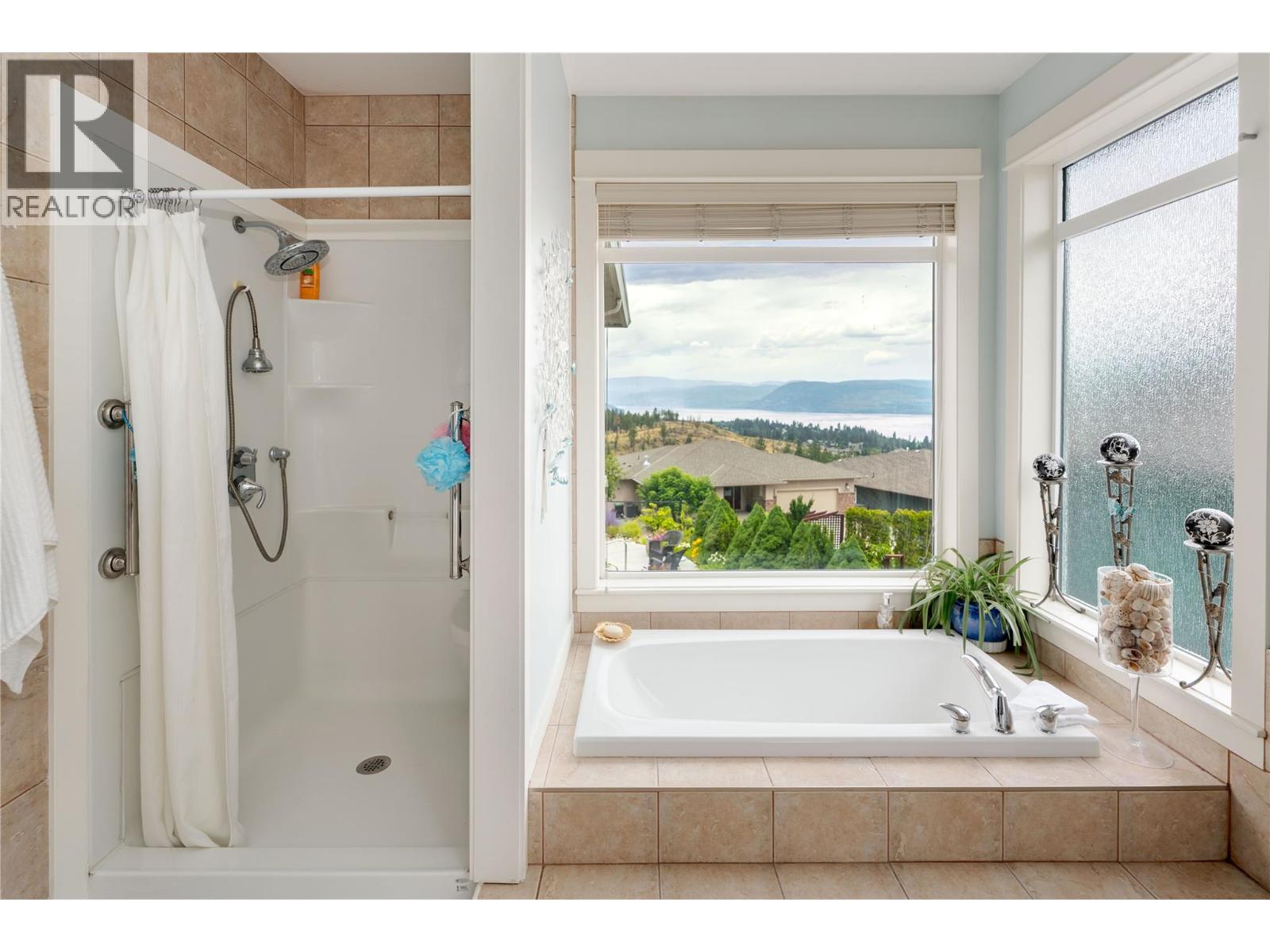 860 Kuipers Crescent, Kelowna, British Columbia  V1W 5B1 - Photo 24 - 10362018