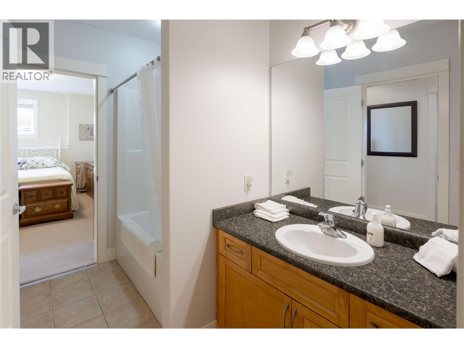 860 Kuipers Crescent, Kelowna, British Columbia  V1W 5B1 - Photo 42 - 10362018